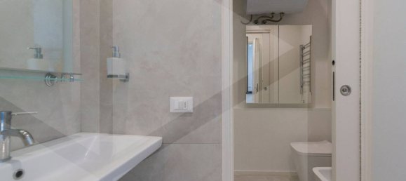 2 rooms Apartment in Milan, Italy No. 241889 10