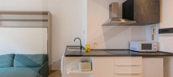 2 rooms Apartment in Milan, Italy No. 241889 4
