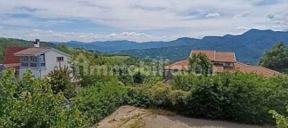 2 bedrooms Apartment in Lizzano in Belvedere, Italy No. 279284 9