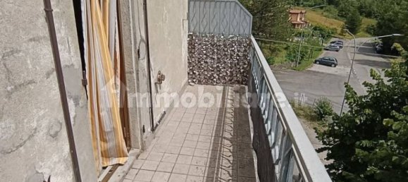 2 bedrooms Apartment in Lizzano in Belvedere, Italy No. 279284 4