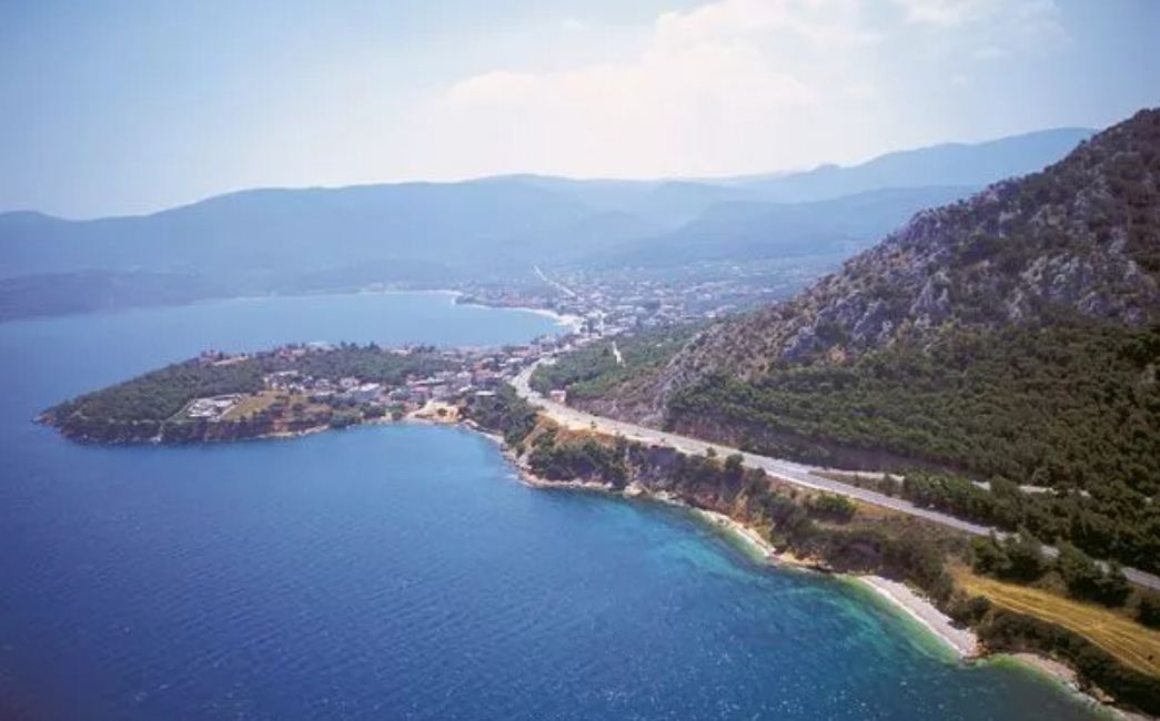 600m² Property in Loutraki, Greece No. 5397