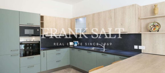 Apartamento de 2 dormitorios en Mosta, Malta No. 4721 2