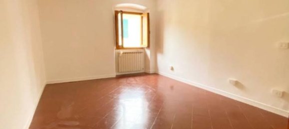 Apartamento de 4 habitaciónes en Florence, Italy No. 155399 8
