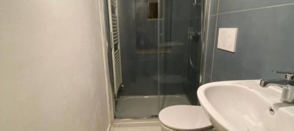 Apartamento de 4 habitaciónes en Florence, Italy No. 155399 2
