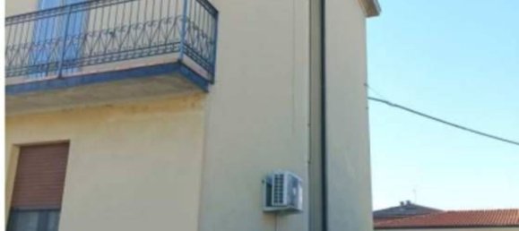 3-salle Appartement à Vigolzone, Italy No. 101086 4