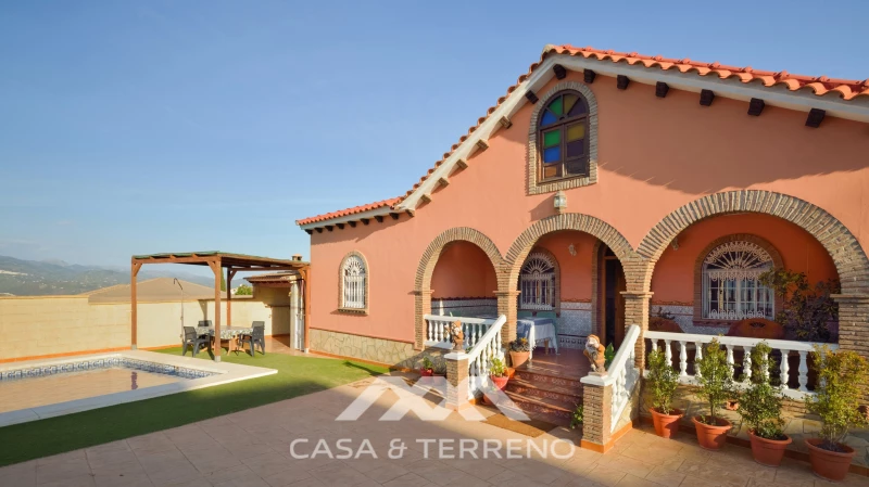 6 bedrooms Villa in Vinuela, Spain No. 58462