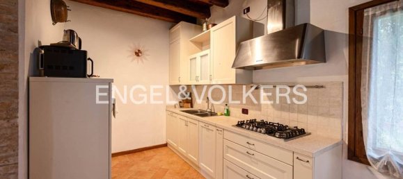 34 bedrooms Villa in San Biagio di Callalta, Italy No. 127369 30