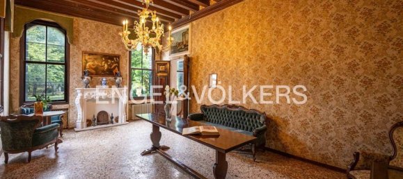 34 bedrooms Villa in San Biagio di Callalta, Italy No. 127369 16
