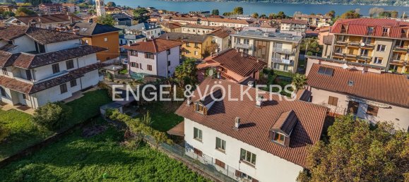 Casa de 7 habitaciónes en Colico, Italy No. 64741 2