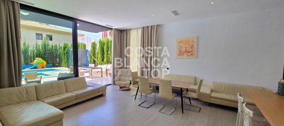 Villa de 6 dormitorios en Benidorm, Spain No. 155209 8