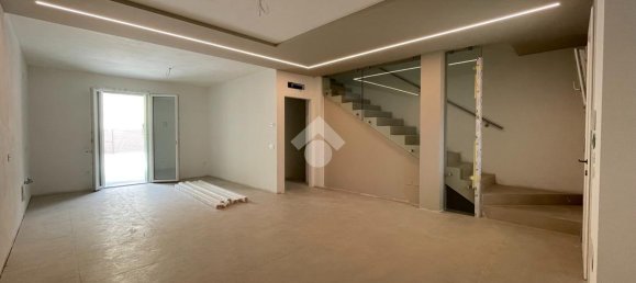 5 rooms Villa in Loria, Italy No. 2662 2