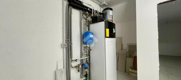 5 rooms Villa in Loria, Italy No. 2662 17