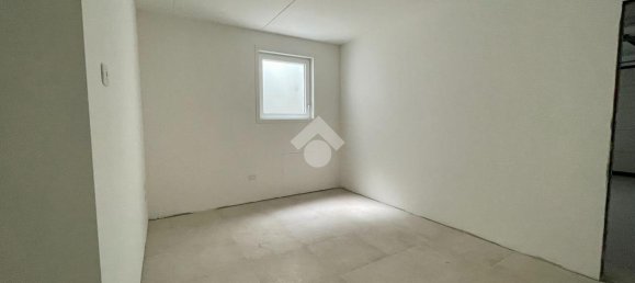 5 rooms Villa in Loria, Italy No. 2662 19