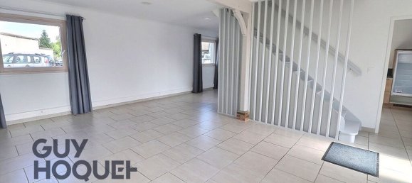 2 bedrooms House in Bernay, France No. 358825 7