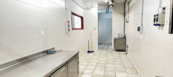 1غرفة عقار تجاري في Rome, Italy رقم 34070 10