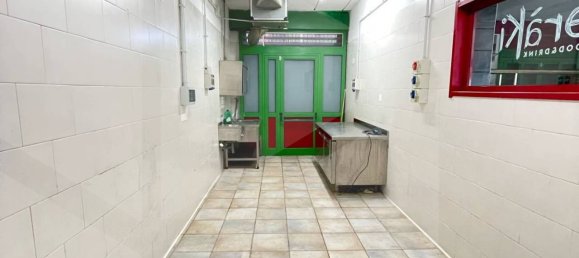 1غرفة عقار تجاري في Rome, Italy رقم 34070 6