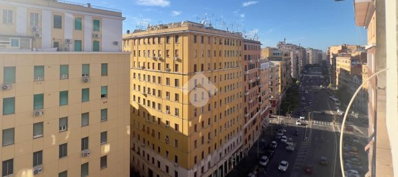 1 bedroom Apartment in Rome, Italy No. 352999 12