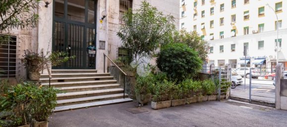 1 bedroom Apartment in Rome, Italy No. 352999 4