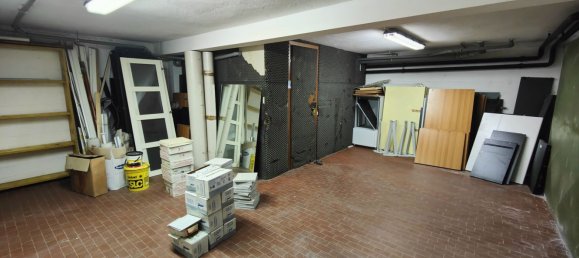 Oficina en Montevarchi, Italy 400 m² No. 229161 34