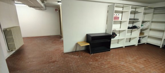 Oficina en Montevarchi, Italy 400 m² No. 229161 35