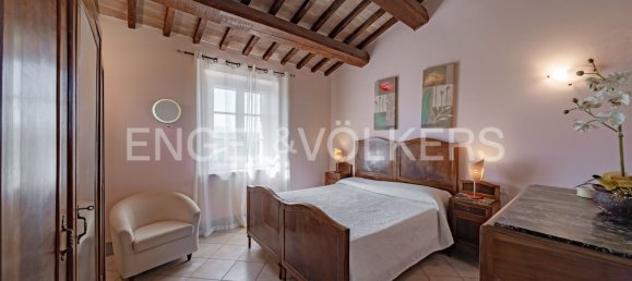 Villa de 2 dormitorios en Gualdo Cattaneo, Italy No. 62564 33
