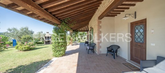 Villa de 2 dormitorios en Gualdo Cattaneo, Italy No. 62564 16