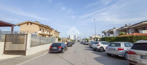 Apartamento de 2 dormitorios en Manfredonia, Italy No. 340428 19