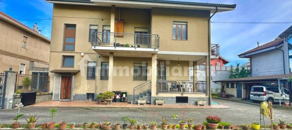 7 bedrooms Villa in Turin, Italy No. 324052 3