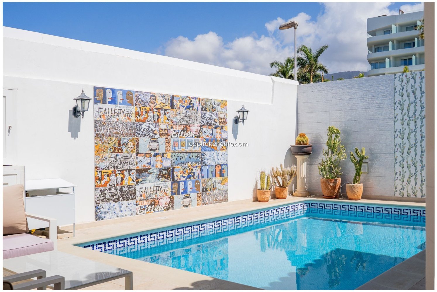 Villa de 4 dormitorios en Adeje, Spain No. 65339