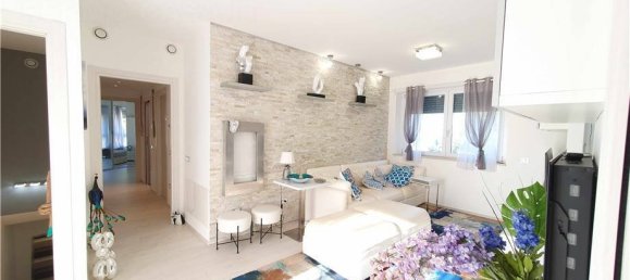 Вилла с 3 спальнями в Кампофилоне, Италия № 127019 15