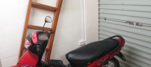 4 bedrooms House in Hai Ba Trung, Vietnam No. 3925 2