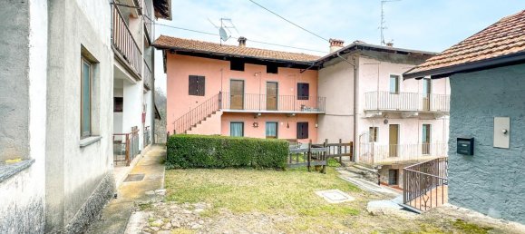 3 rooms House in Ailoche, Italy No. 226600 18