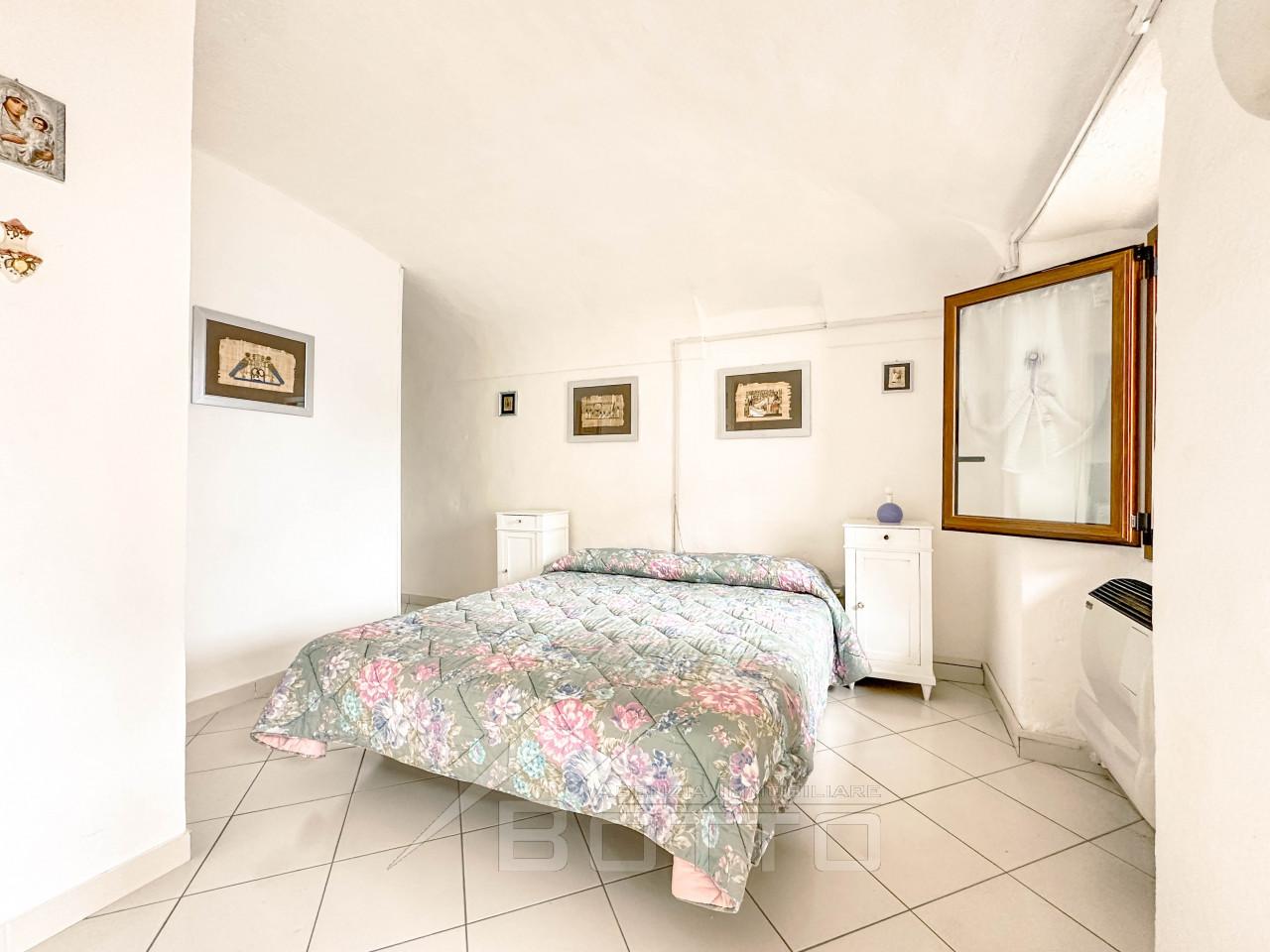 3 rooms House in Ailoche, Italy No. 226600