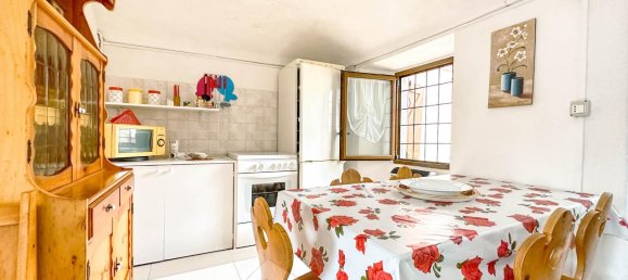 3 rooms House in Ailoche, Italy No. 226600 3