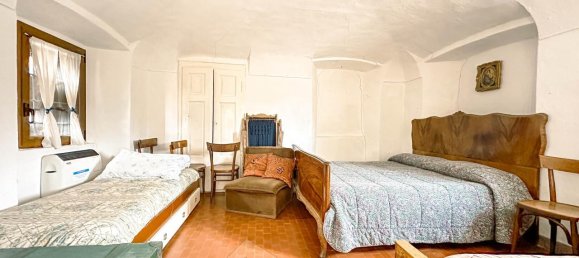 3 rooms House in Ailoche, Italy No. 226600 10
