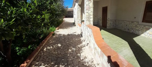 Вилла с 12 комнатами в Чинизи, Италия № 84705 35