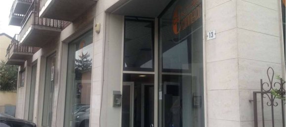 2-salle Propriété commerciale à Legnano, Italy No. 167054 2