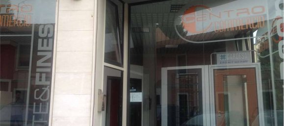 2-salle Propriété commerciale à Legnano, Italy No. 167054 4