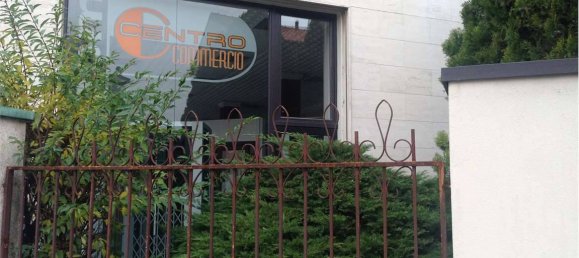 2-salle Propriété commerciale à Legnano, Italy No. 167054 10