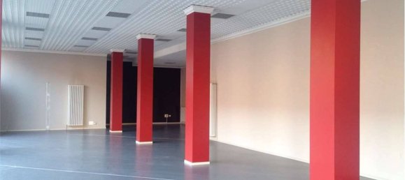 2-salle Propriété commerciale à Legnano, Italy No. 167054 7