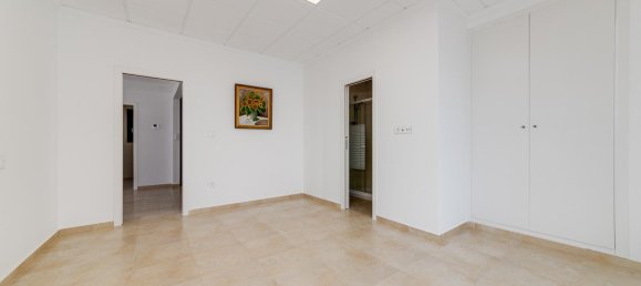 4 bedrooms Villa for sale in Torrevieja, Alicante, Valencian Community, Spain № 365258 12