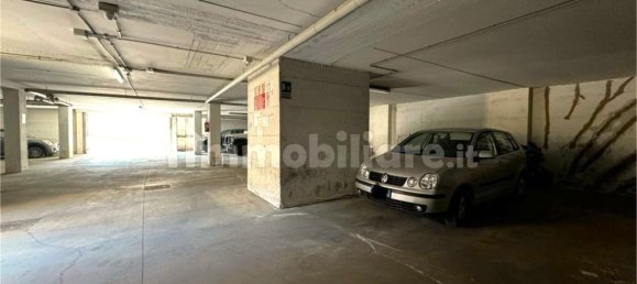 4-Zimmer Wohnung in Rome, Italy, Nr. 26864 7