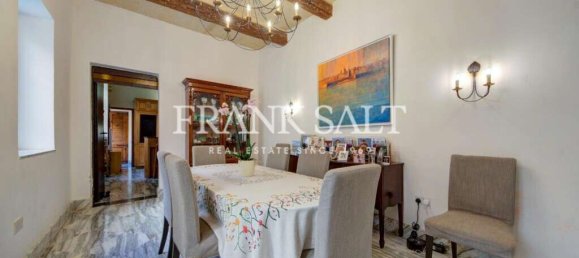 3 bedrooms Townhouse in Sliema, Malta No. 8279 7