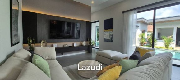 4 bedrooms Villa in Pattaya, Thailand No. 26873 3