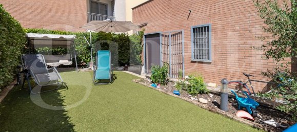 3 rooms Apartment in Rozzano, Italy No. 290621 10