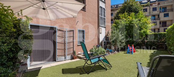 3 rooms Apartment in Rozzano, Italy No. 290621 11