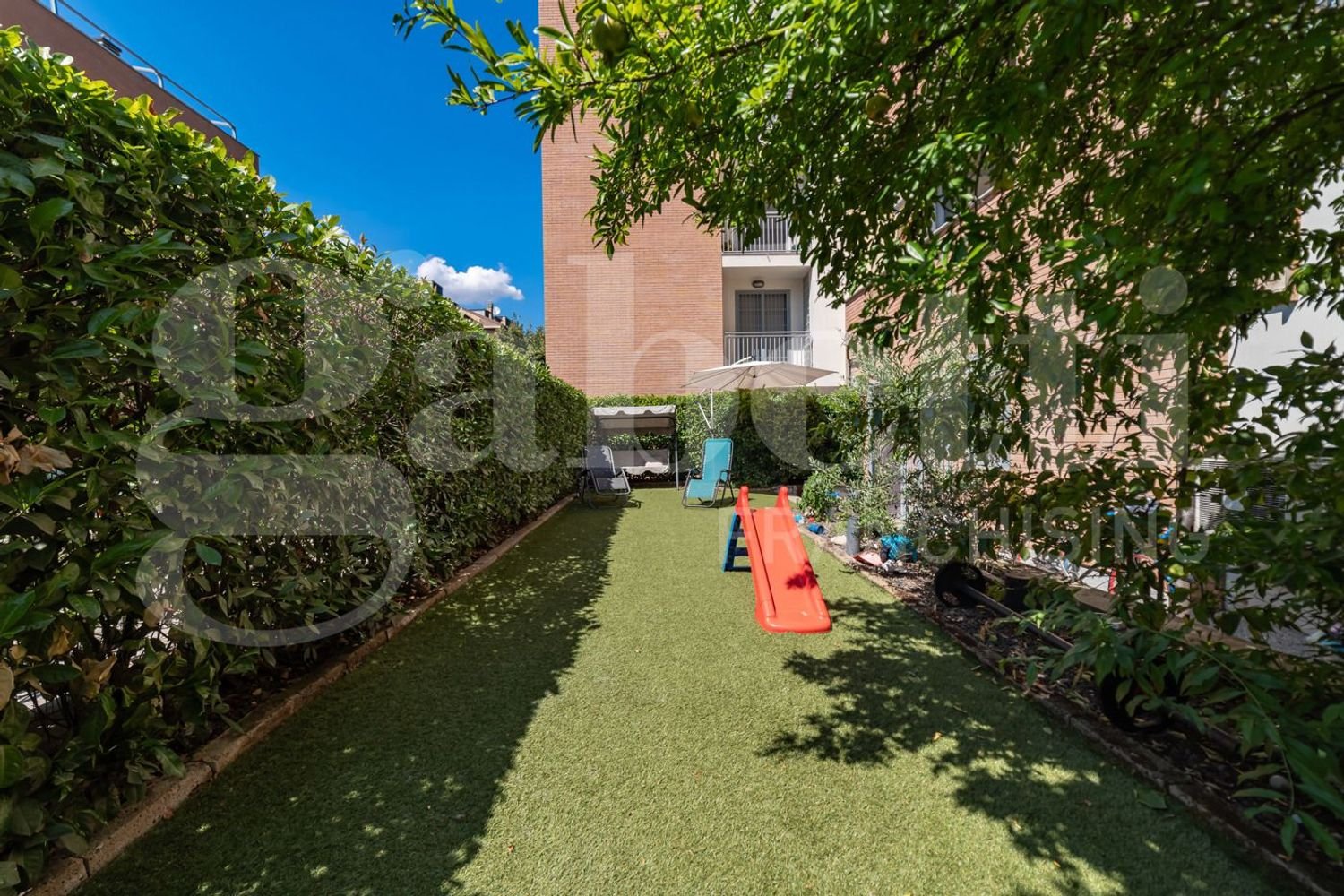 3 rooms Apartment in Rozzano, Italy No. 290621