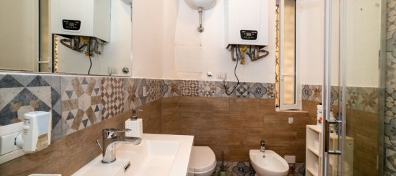 3 bedrooms Apartment in Rome, Italy No. 377778 21