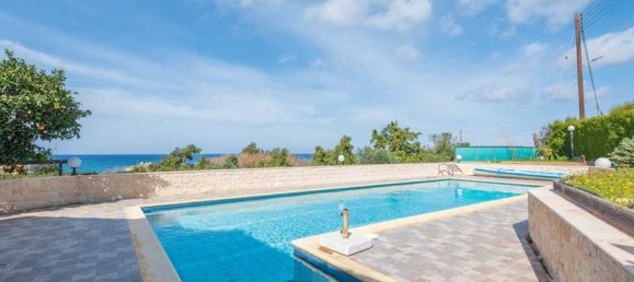 4 غرف نوم عقار تجاري في Agia Marina Khrysokhous, Cyprus رقم 6774 3