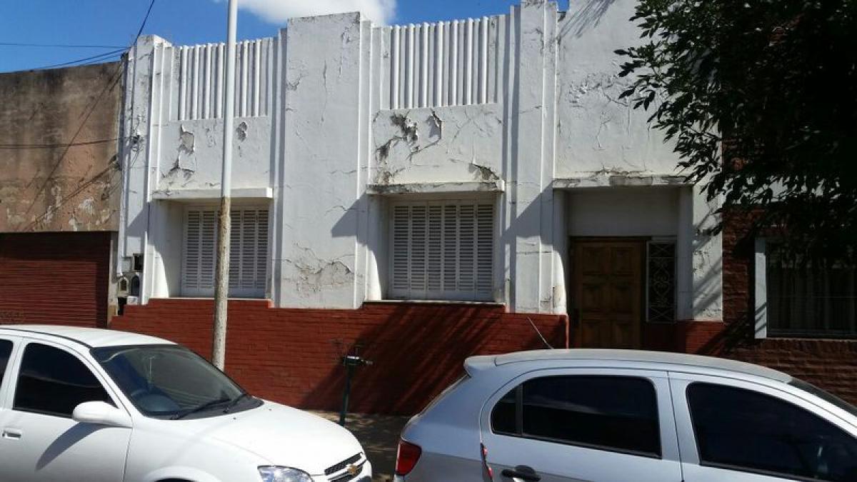 4 chambres Maison à Lanus, Argentina No. 19461